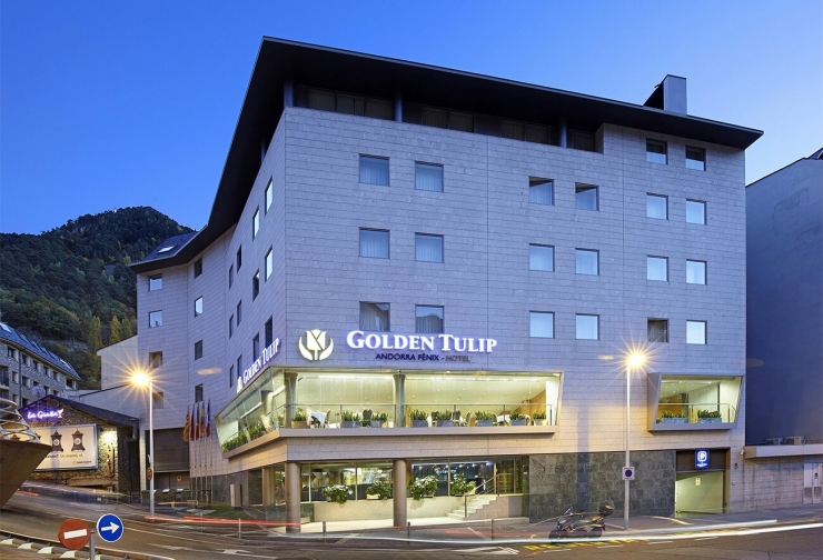 L’hotel Golden Tulip Inn Delfos d'Escaldes-Engordany.